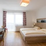 Hotel-restaurant Planaihof 호텔