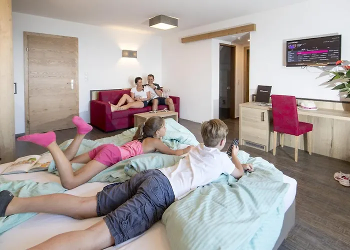 فندق Hotel-restaurant Planaihof 4*