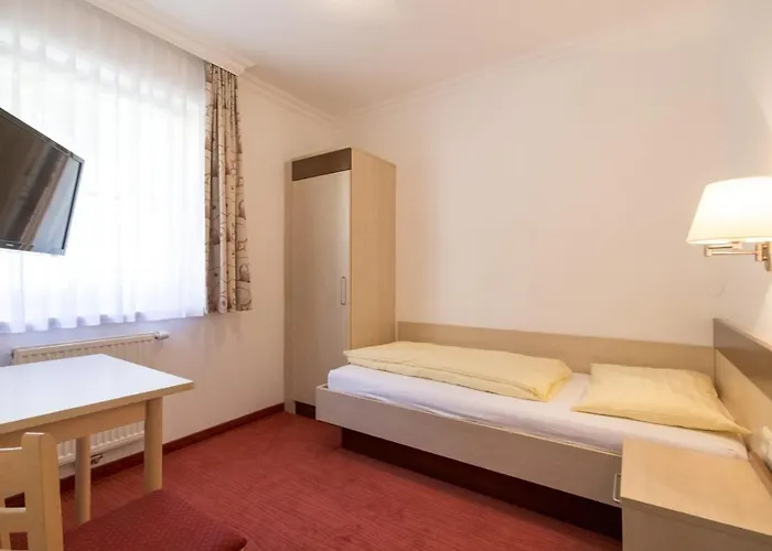 Hotel-restaurant Planaihof فندق