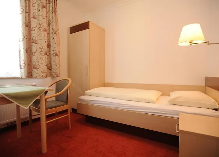 Hotel-restaurant Planaihof 4* سخلادميخ