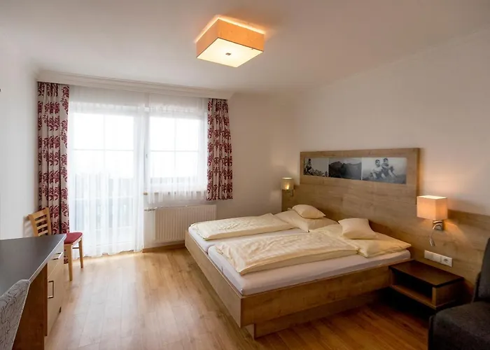 Hotel-restaurant Planaihof فندق 4*